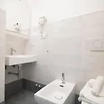 3 Bagni 7 Posti Wi-fi Ac Centro Culla