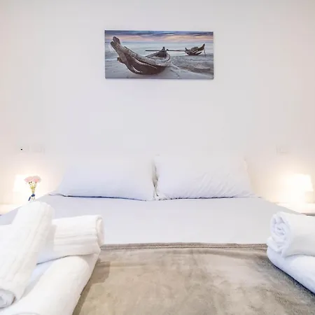 3 Bagni 7 Posti Wi-fi Ac Centro Culla * Porto SantʼElpidio