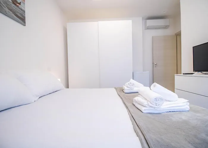 3 Bagni 7 Posti Wi-fi Ac Centro Culla Apartment *